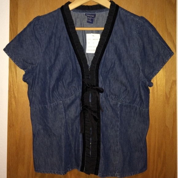 BOSTON PROPER Denim and black velvet trim top, NWT - Picture 2 of 4